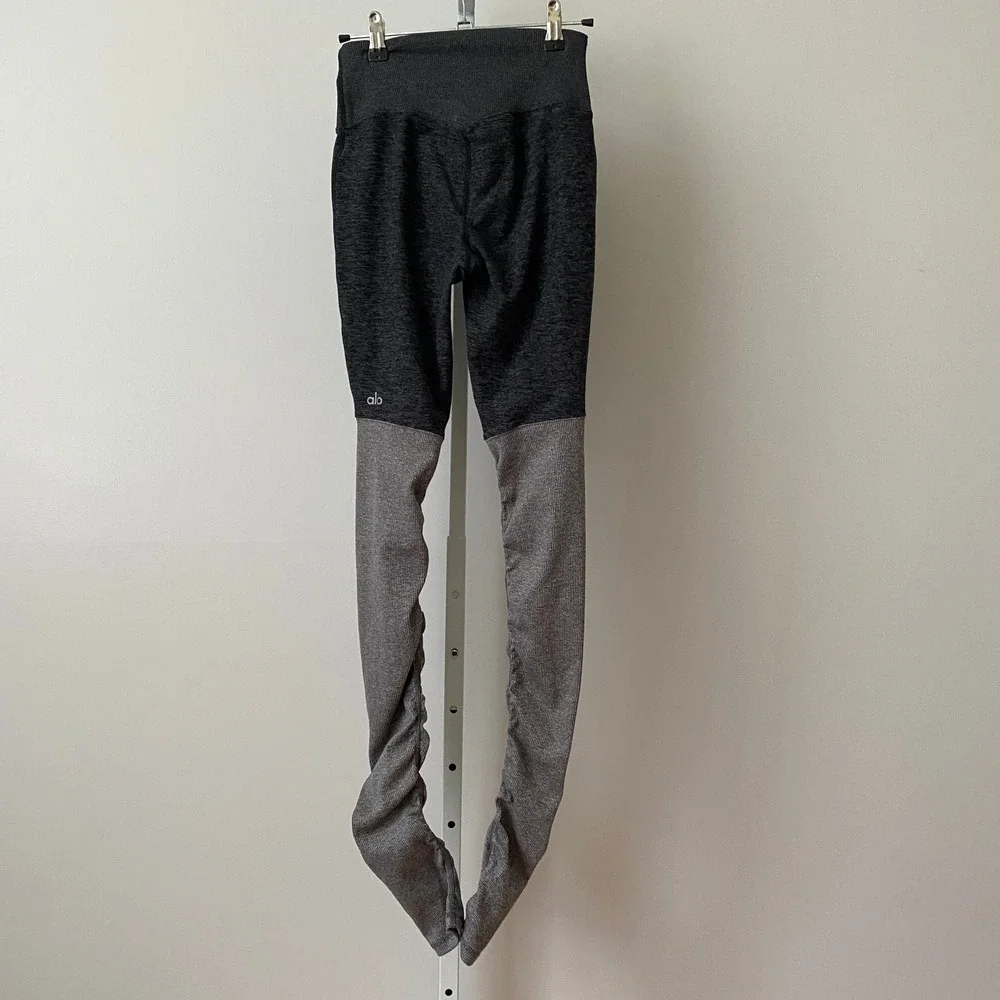 Alo Yoga XS Gray High Waist Goddess Leggings Ribbed Colorblock Yoga Pants